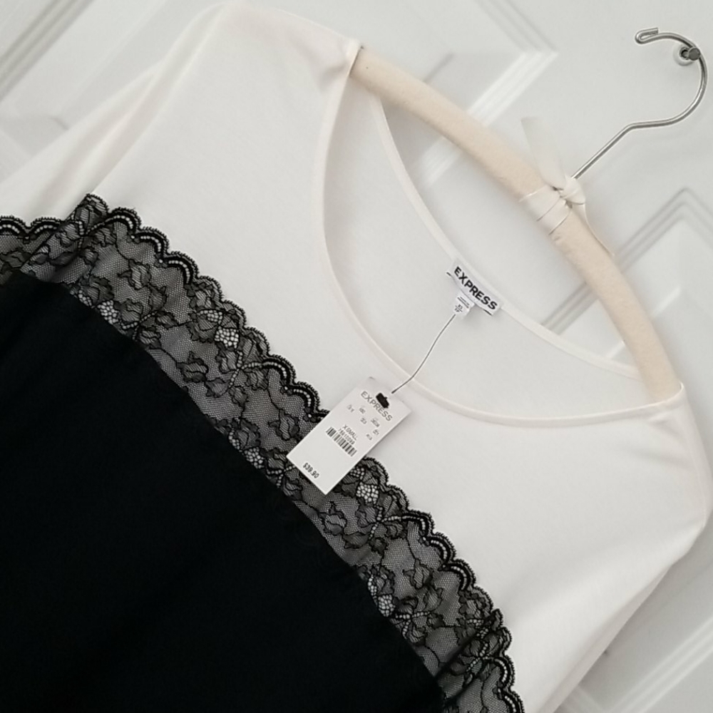 Clothes - Picture 2 of 4